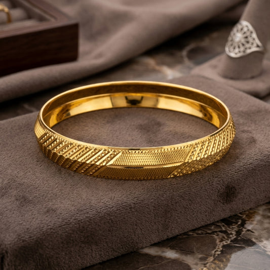 Matrix Lined Gold Kada | 22kt gold plated