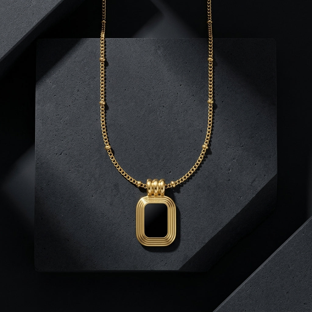 Royal Black Stone Pendant GLITZORA
