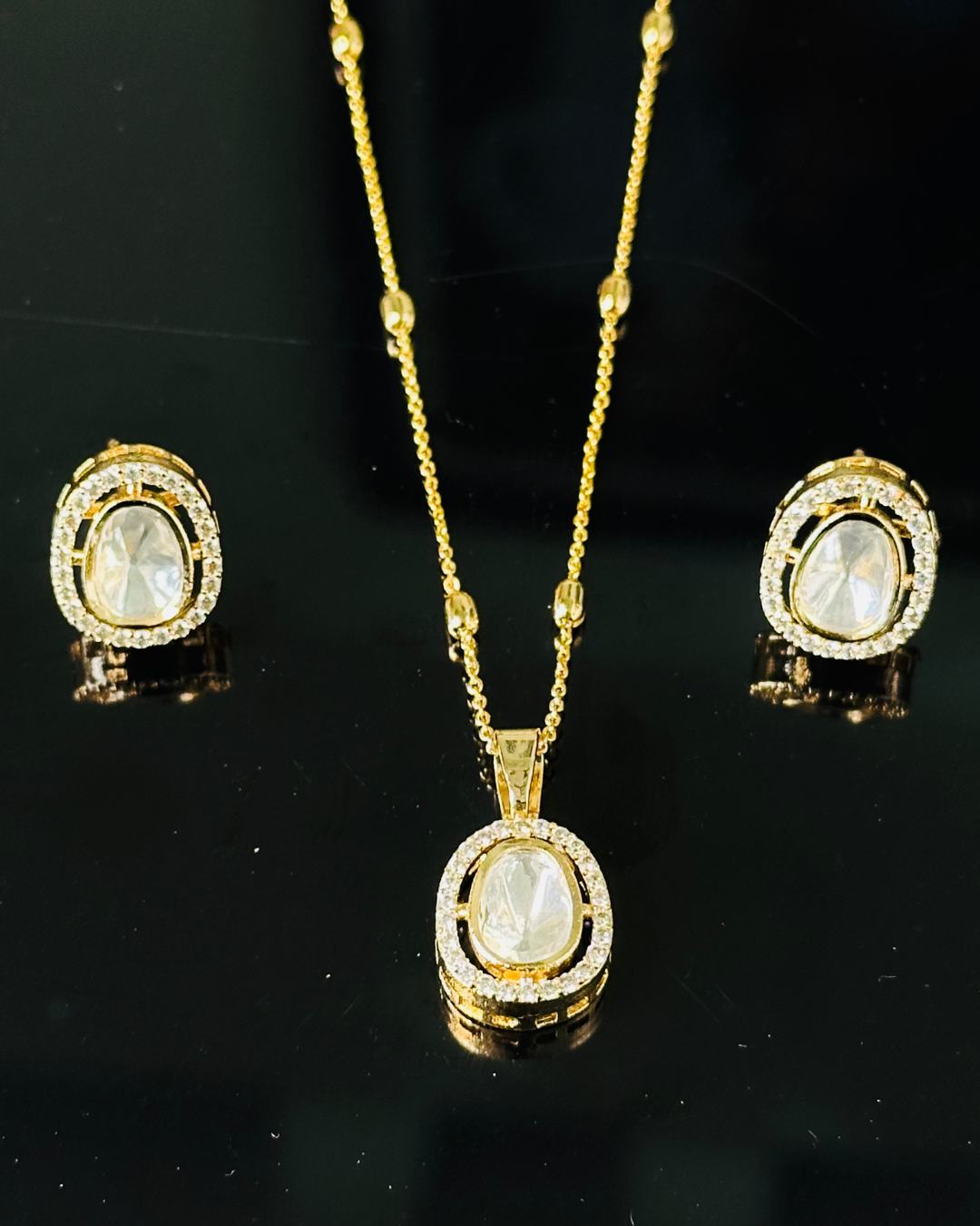 Classic Oval Halo Set