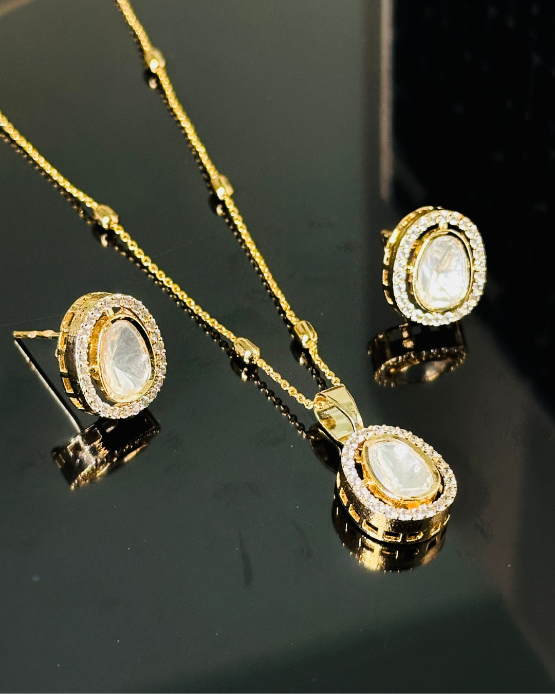 Classic Oval Halo Set