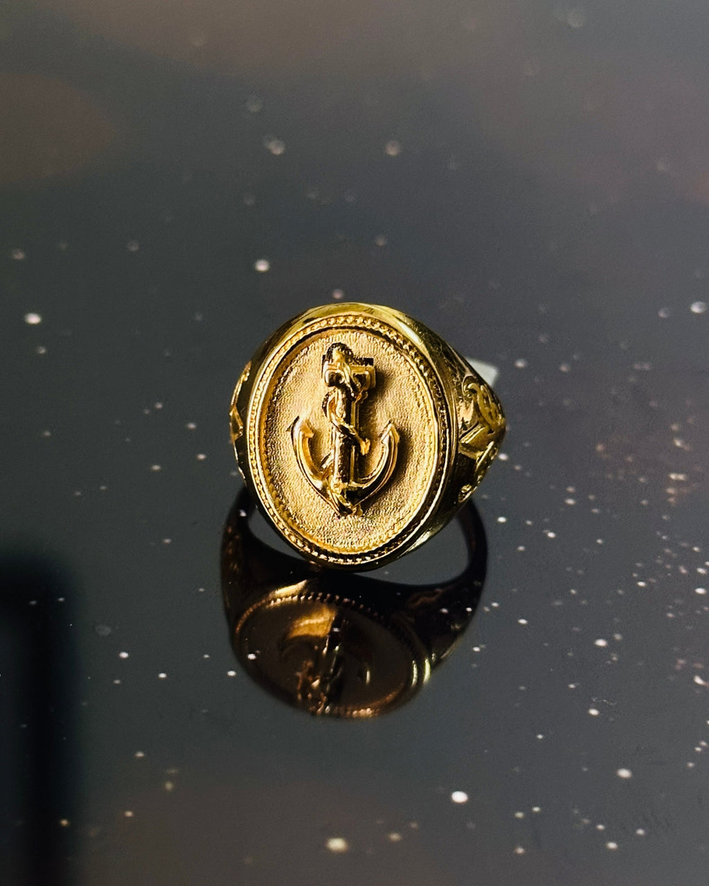 Classic Anchor Signet Ring