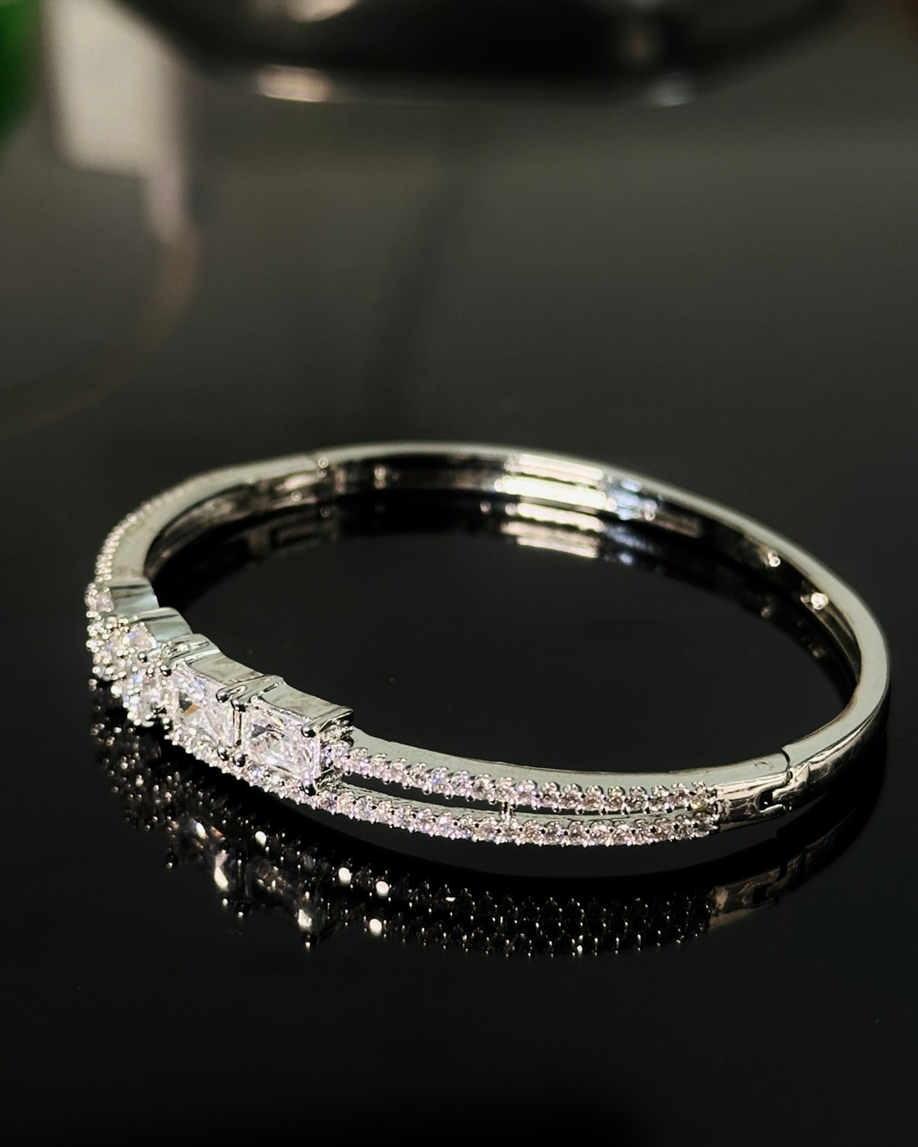 Elegant Crystal Line Bracelet