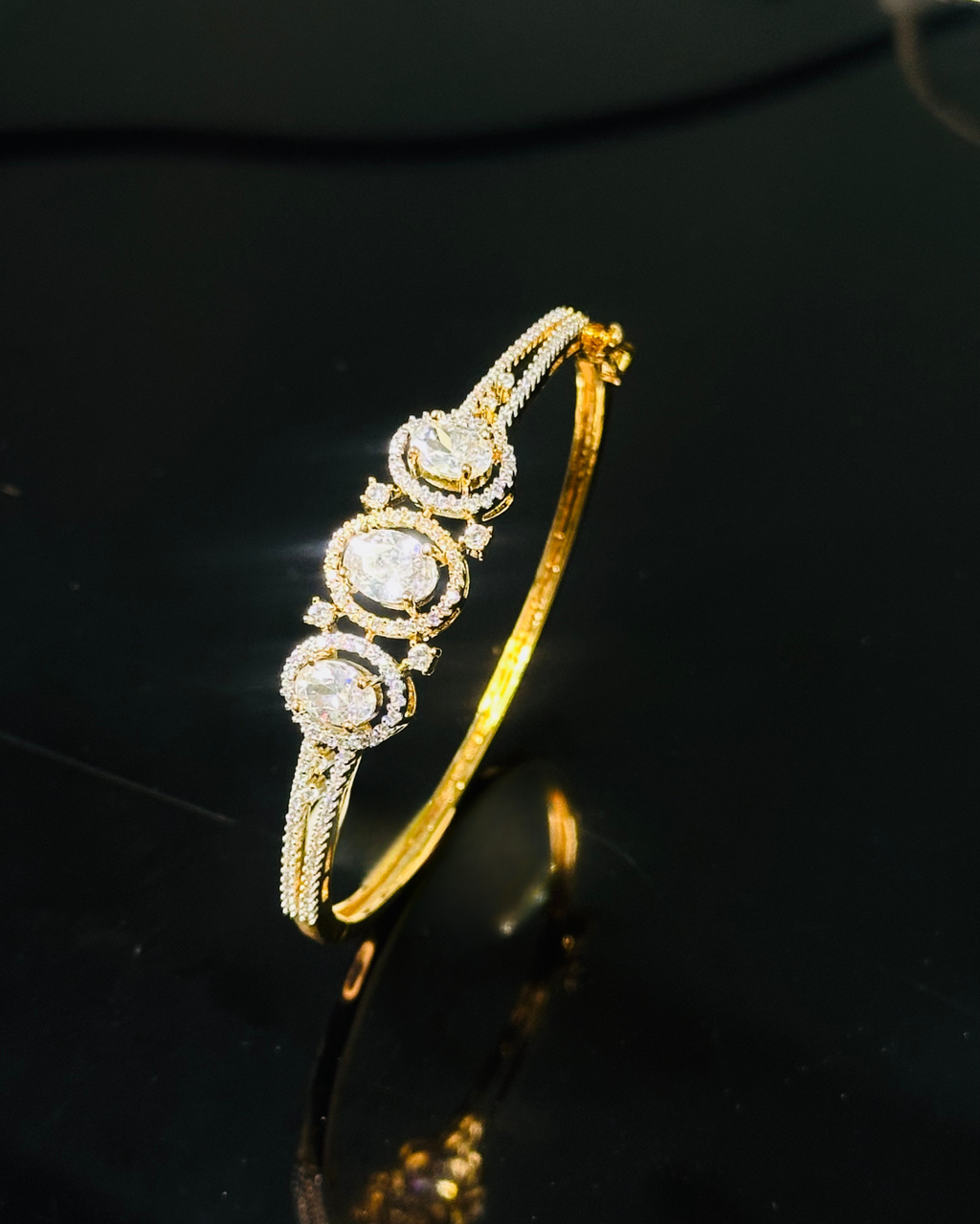 Elegant Cubic Zirconia Bracelet