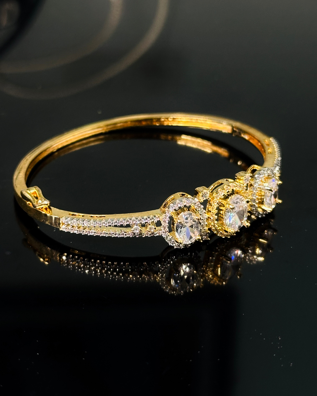 Elegant Cubic Zirconia Bracelet