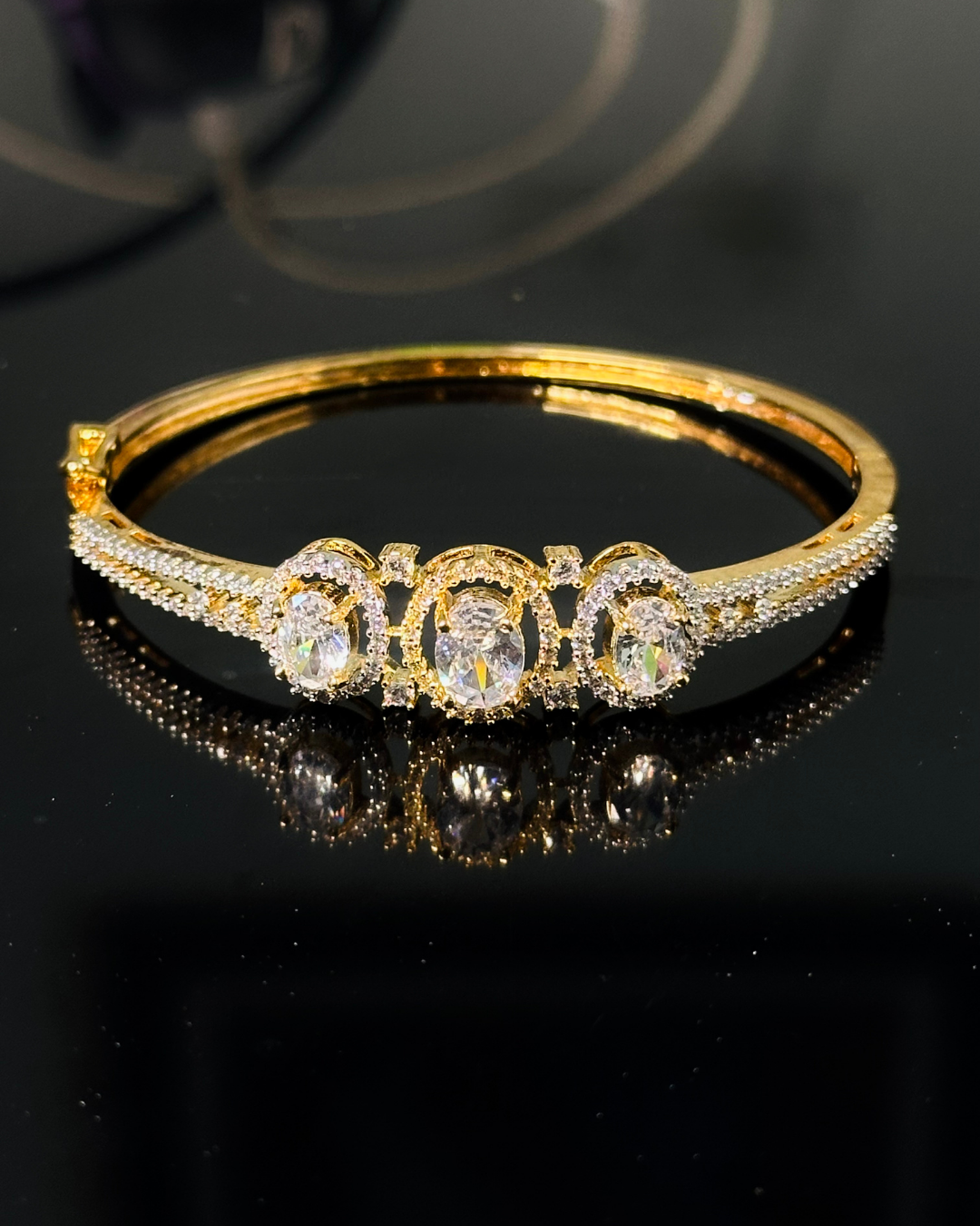 Elegant Cubic Zirconia Bracelet