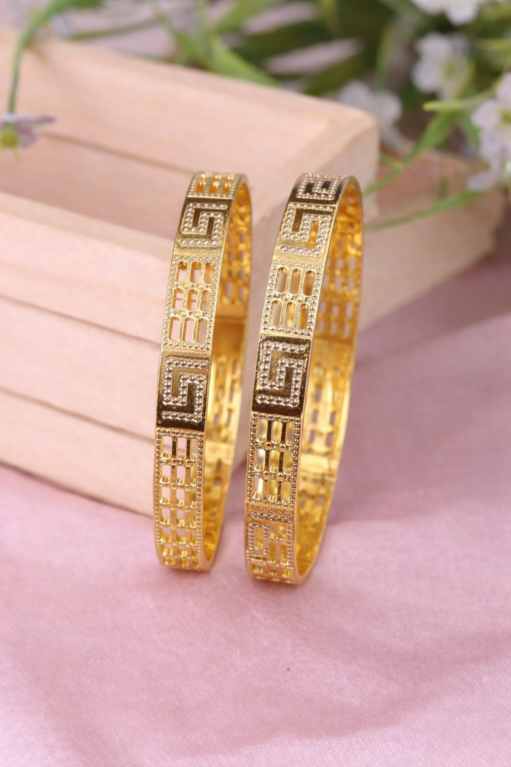 Mahi Bangle (Set Of 2)