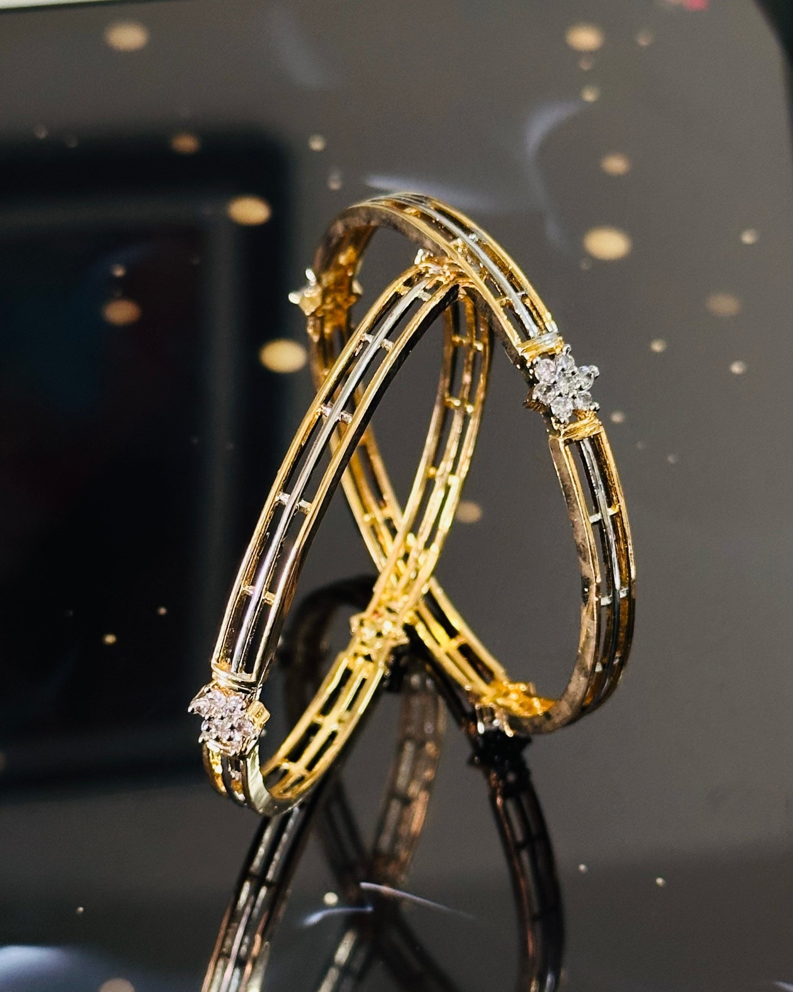 Minimal Diamond Touch Bangle