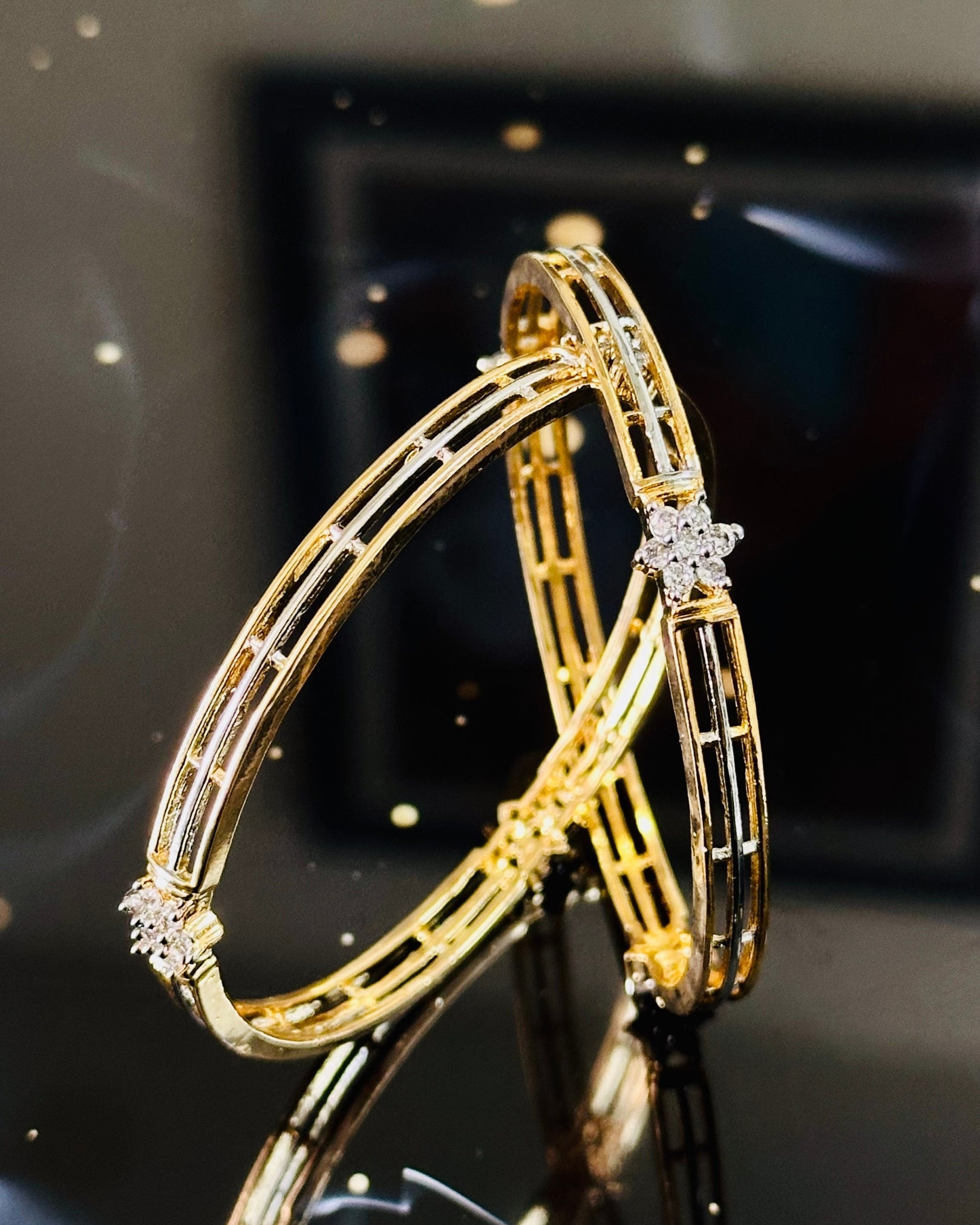 Minimal Diamond Touch Bangle