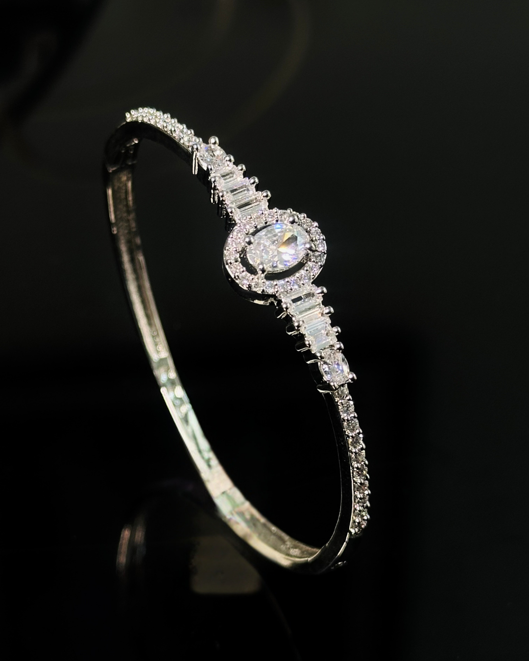 Radiant Round Cluster Bracelet