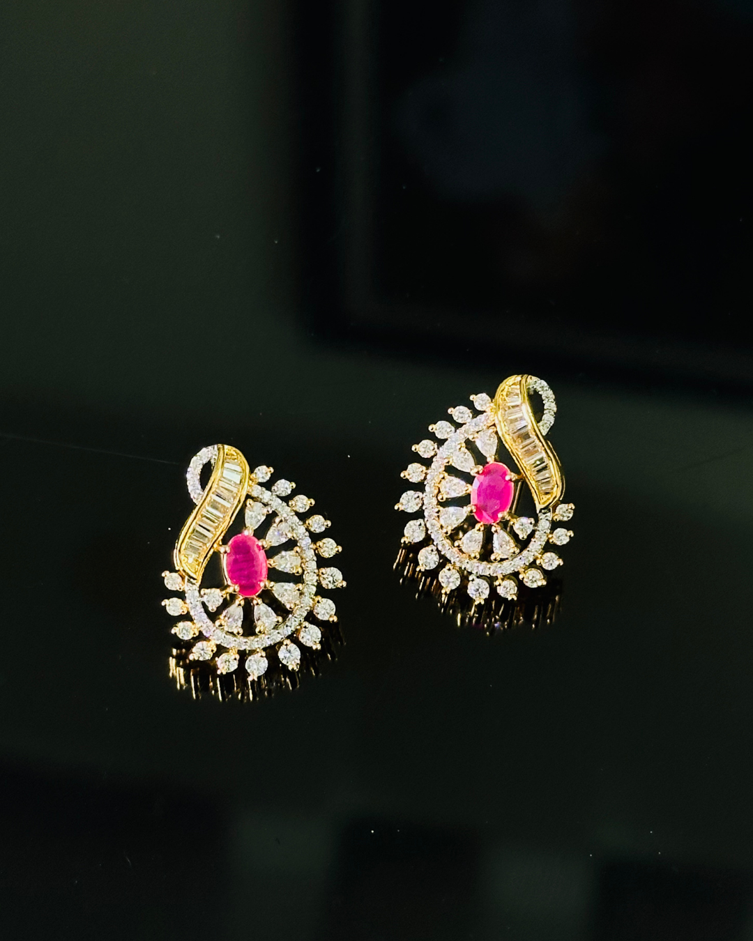 Shimmering Ruby Pendant Set