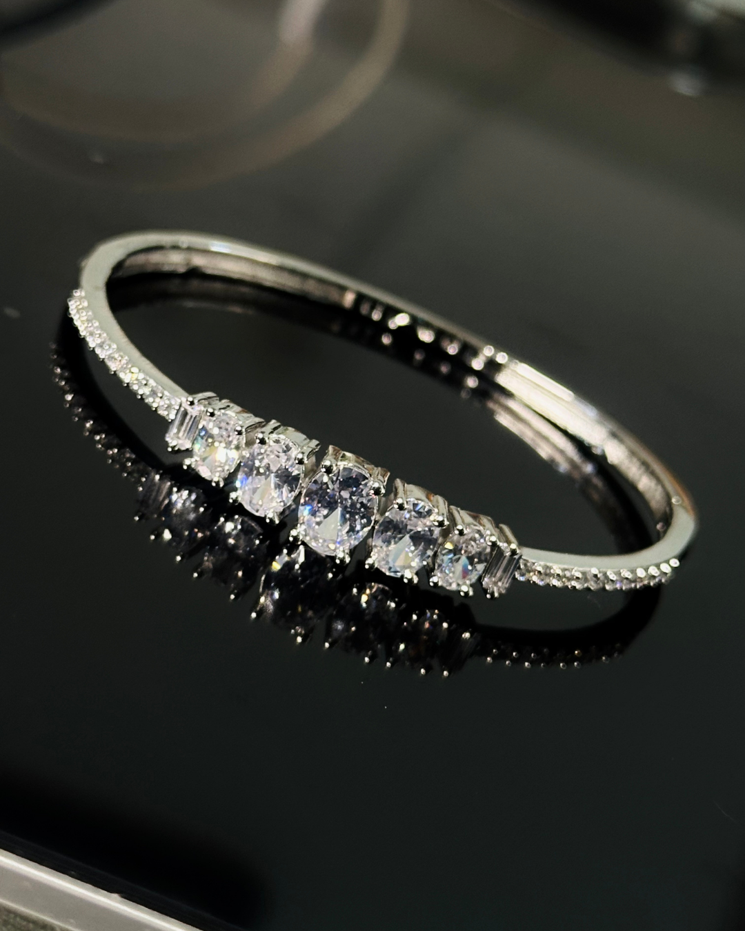 Twisted Heart Pave Bangle