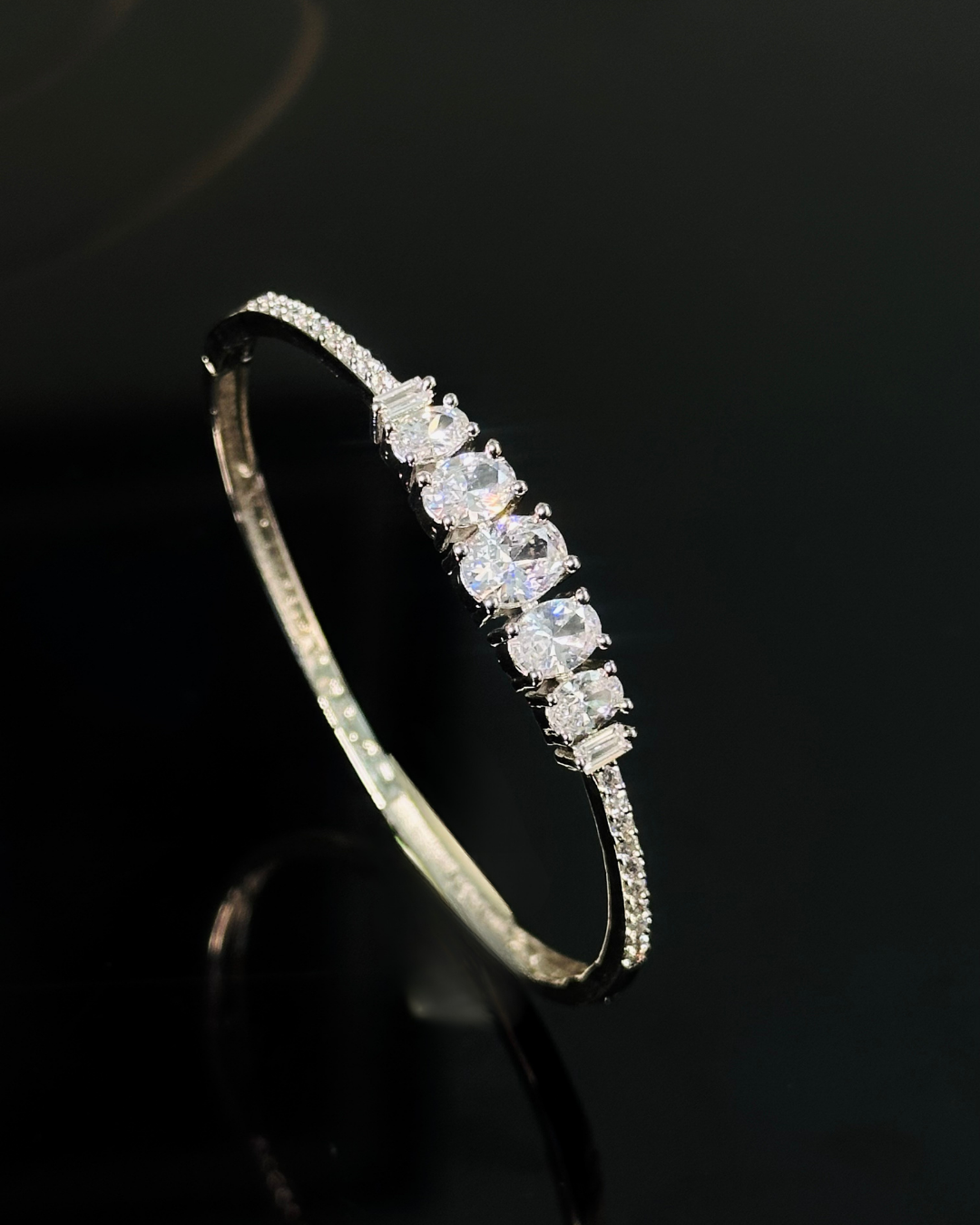 Twisted Heart Pave Bangle