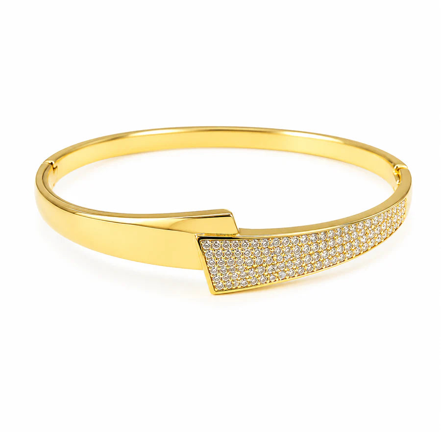 Radiant Edge Bracelet GLITZORA