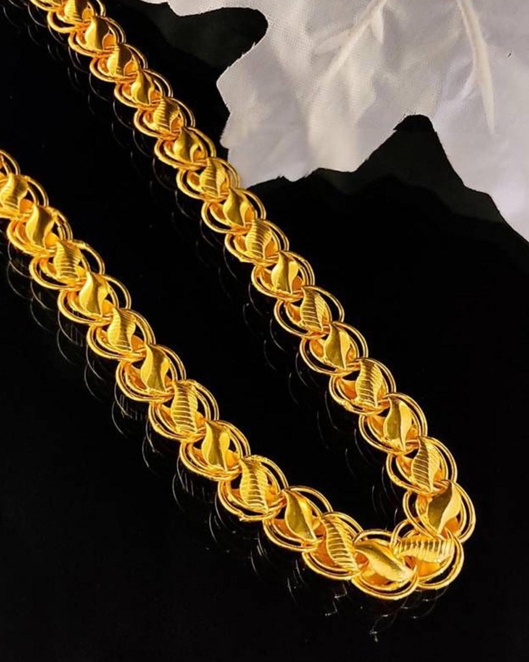 Lotus Gold chain GLITZORA