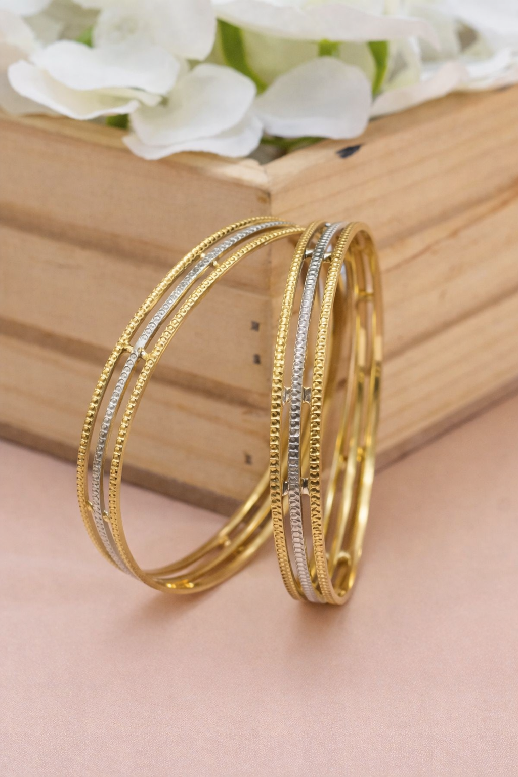 Muskan Bangles (Set of 2)