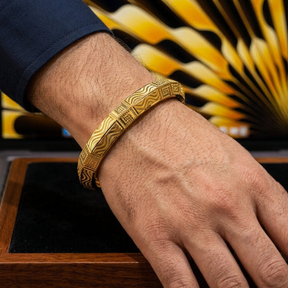 Urban King Men's Kada | 22kt gold plated GLITZORA